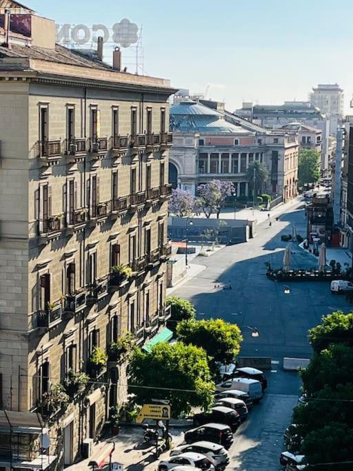 Politeama Suite In The Heart Of The City Palermo Exterior photo